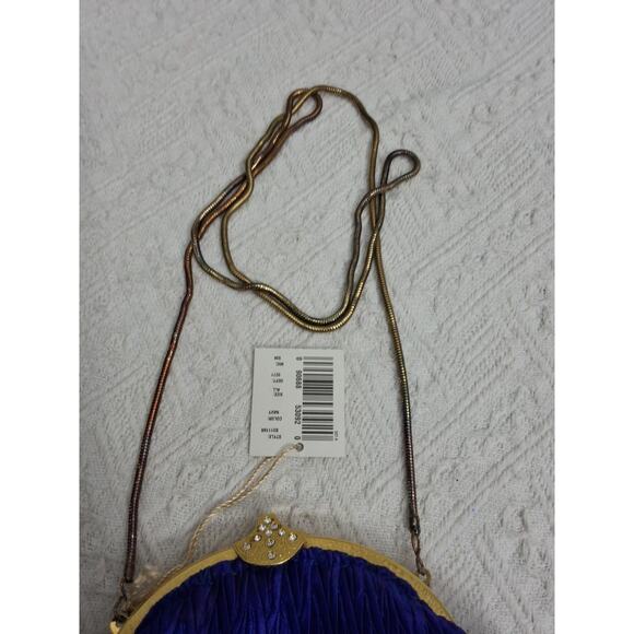 Ladies Saphire Blue pleated satin evening bag with gold chain NWT READ - Picture 6 of 7